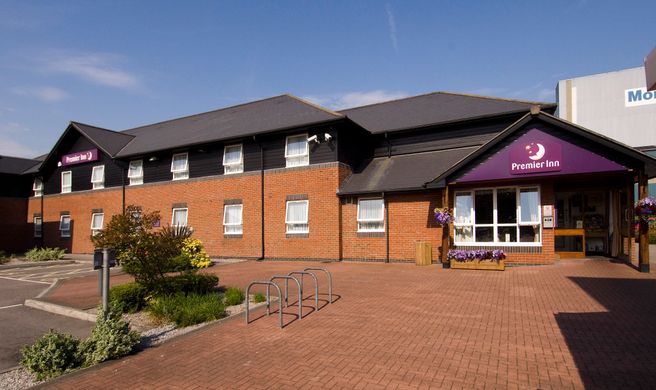 Premier Inn Swansea North Exterior