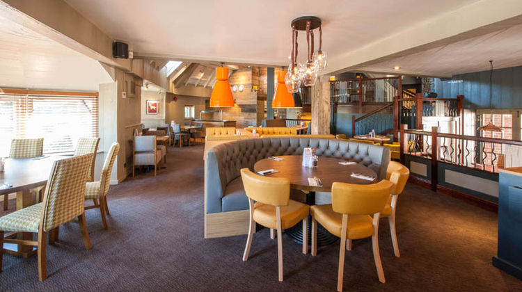 Premier Inn Tamworth Central Lobby