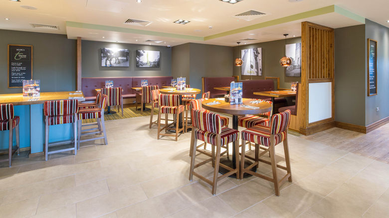 <b>Premier Inn Telford International Centre Lobby</b>. Images powered by <a href="https://www.leonardoworldwide.com/" title="Leonardo Worldwide" target="_blank">Leonardo</a>.