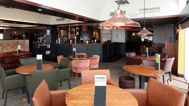 Premier Inn Torquay Lobby