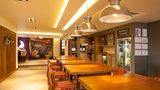 <b>Premier Inn Trowbridge Lobby</b>. Images powered by <a href="https://www.leonardoworldwide.com/" title="Leonardo Worldwide" target="_blank">Leonardo</a>.