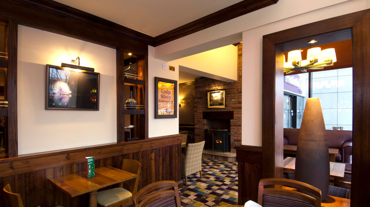 Premier Inn Walsall Town Centre Lobby