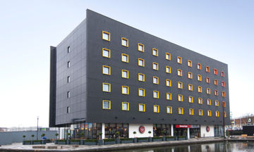 Premier Inn Walsall Town Centre