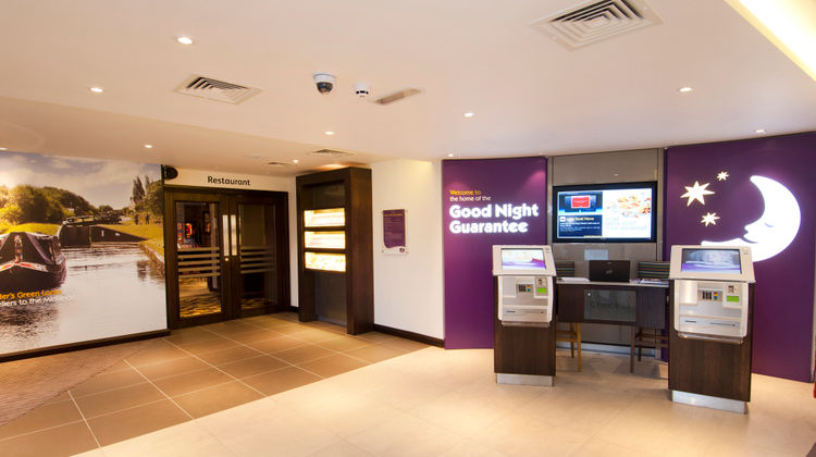 Premier Inn Walsall Town Centre Lobby