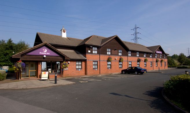 Premier Inn Walsall (M6, J10) Exterior