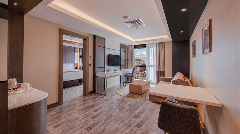 <b>Holiday Inn Kayseri Duvenonu Suite</b>. Images powered by <a href="https://www.leonardoworldwide.com/" title="Leonardo Worldwide" target="_blank">Leonardo</a>.