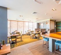 Premier Inn Winchester Lobby