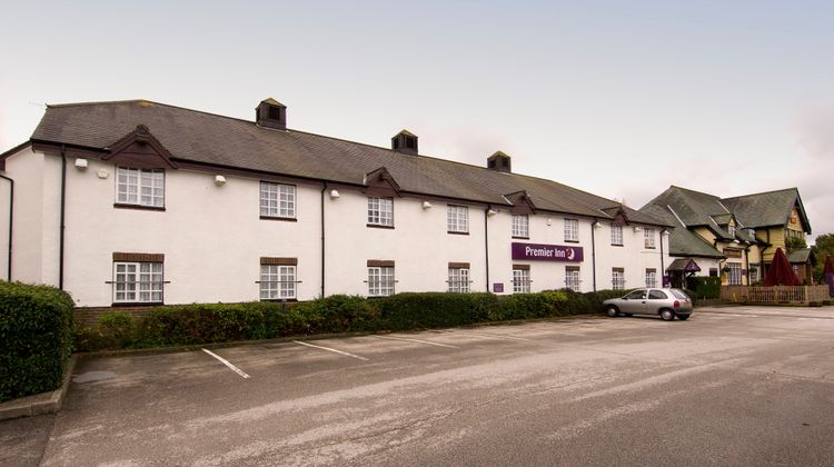 Premier Inn Wirral (Greasby) Exterior
