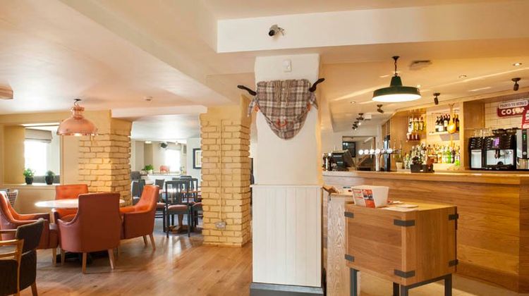 Premier Inn Wirral (Heswall) Lobby