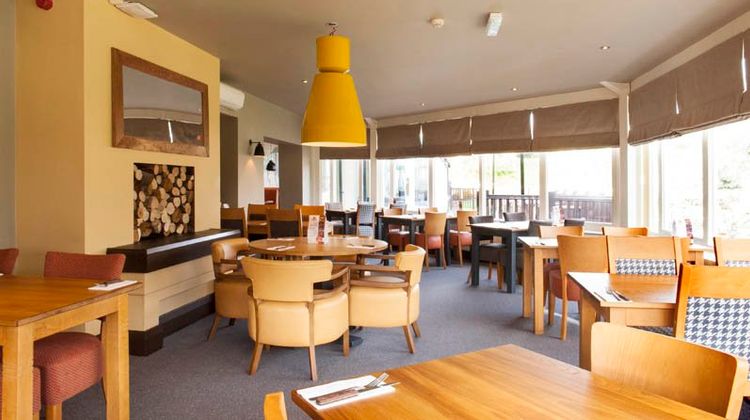 Premier Inn Wirral (Heswall) Lobby