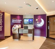 Premier Inn Witney Lobby