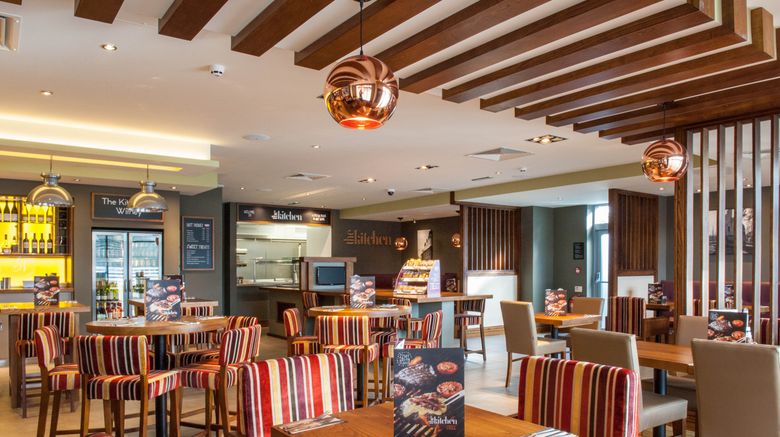 <b>Premier Inn Witney Lobby</b>. Images powered by <a href="https://www.leonardoworldwide.com/" title="Leonardo Worldwide" target="_blank">Leonardo</a>.