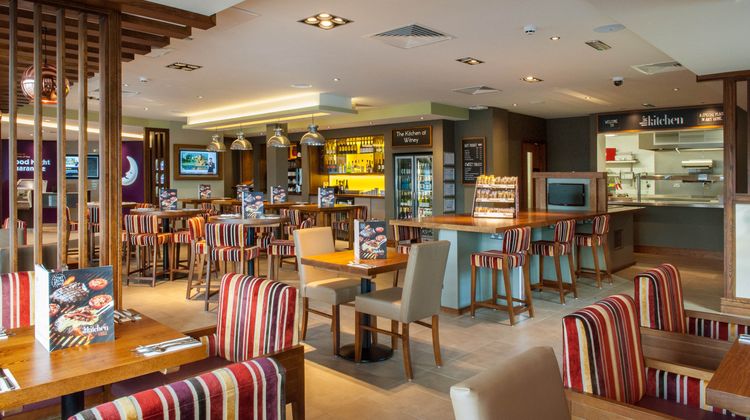 Premier Inn Witney Lobby