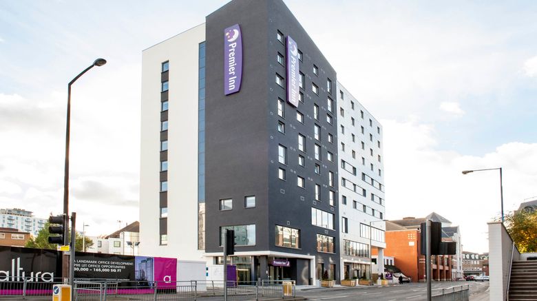 <b>Premier Inn Hotel Woking Town Centre Exterior</b>. Images powered by <a href="https://www.leonardoworldwide.com/" title="Leonardo Worldwide" target="_blank">Leonardo</a>.