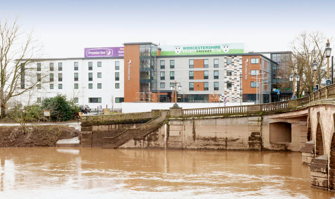 Premier Inn Worcester City Centre Exterior