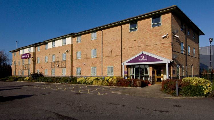 Premier Inn Ashford Central Exterior