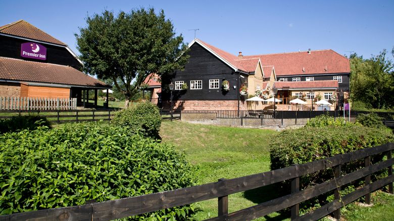 <b>Premier Inn Basildon East Mayne Exterior</b>. Images powered by <a href="https://www.leonardoworldwide.com/" title="Leonardo Worldwide" target="_blank">Leonardo</a>.