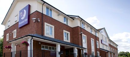 Premier Inn Basildon Festival Park Exterior