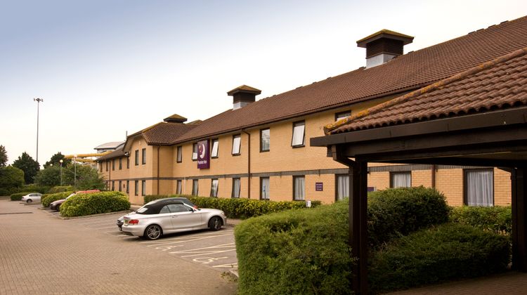 Premier Inn Basingstoke West (Churchill) Exterior