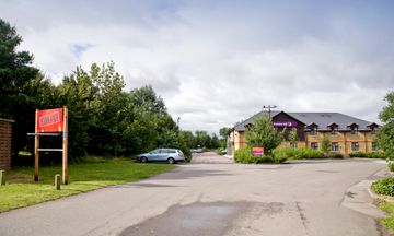 Premier Inn Bedford (Priory Marina)