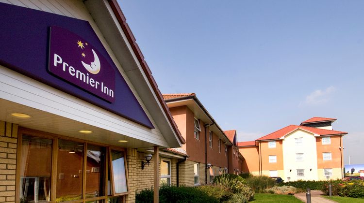 Premier Inn Bridgwater Exterior