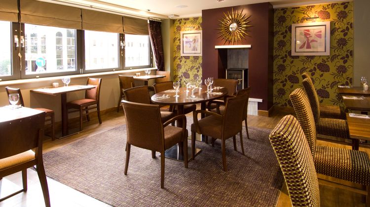 Premier Inn Brentwood Lobby