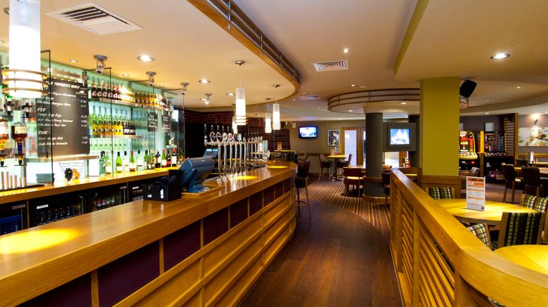 <b>Premier Inn Burgess Hill Lobby</b>. Images powered by <a href="https://www.leonardoworldwide.com/" title="Leonardo Worldwide" target="_blank">Leonardo</a>.