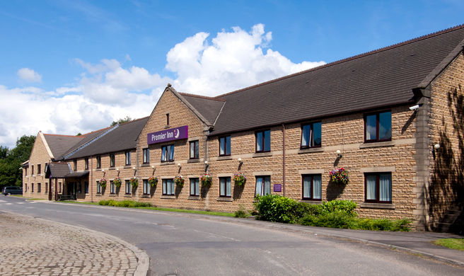Premier Inn Burnley Exterior