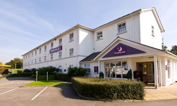Premier Inn Cheltenham Central