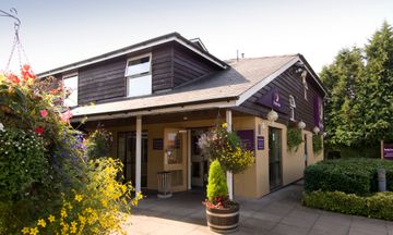 Premier Inn Cheltenham North West