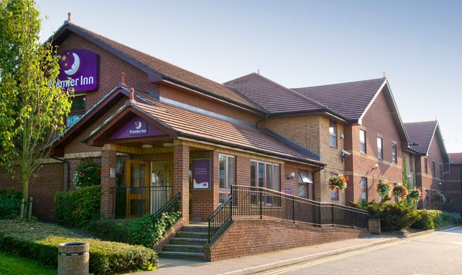 Premier Inn Colchester (A12) Exterior