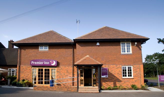Premier Inn Colchester Central Exterior
