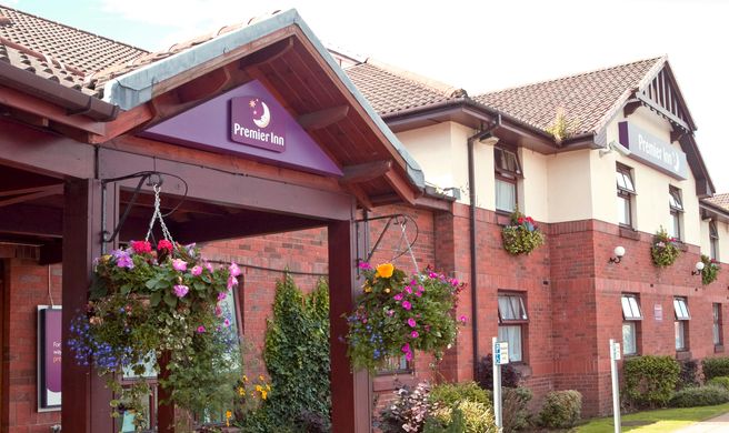 Premier Inn Glasgow (Bellshill) Exterior