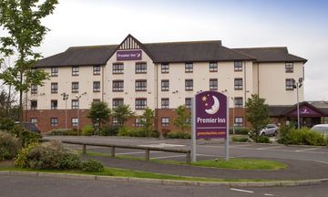 Premier Inn Glasgow Stepps (M80, J3)