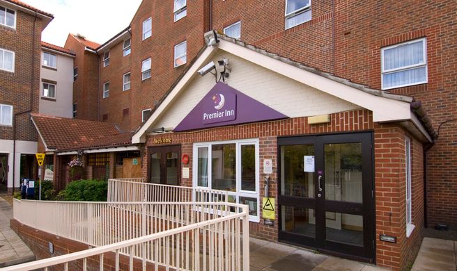 Premier Inn Hastings Exterior
