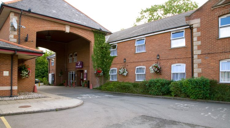 Premier Inn Kettering Exterior