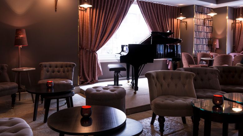 <b>Hotel d'Aubusson Restaurant</b>. Images powered by <a href=https://www.travelagewest.com/Hotels/Paris/