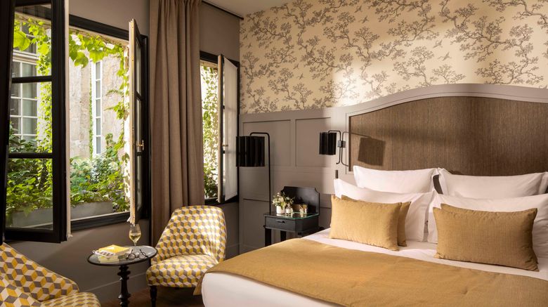 <b>Hotel d'Aubusson Room</b>. Images powered by <a href=https://www.travelagewest.com/Hotels/Paris/