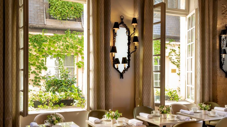 <b>Hotel d'Aubusson Restaurant</b>. Images powered by <a href=https://www.travelagewest.com/Hotels/Paris/