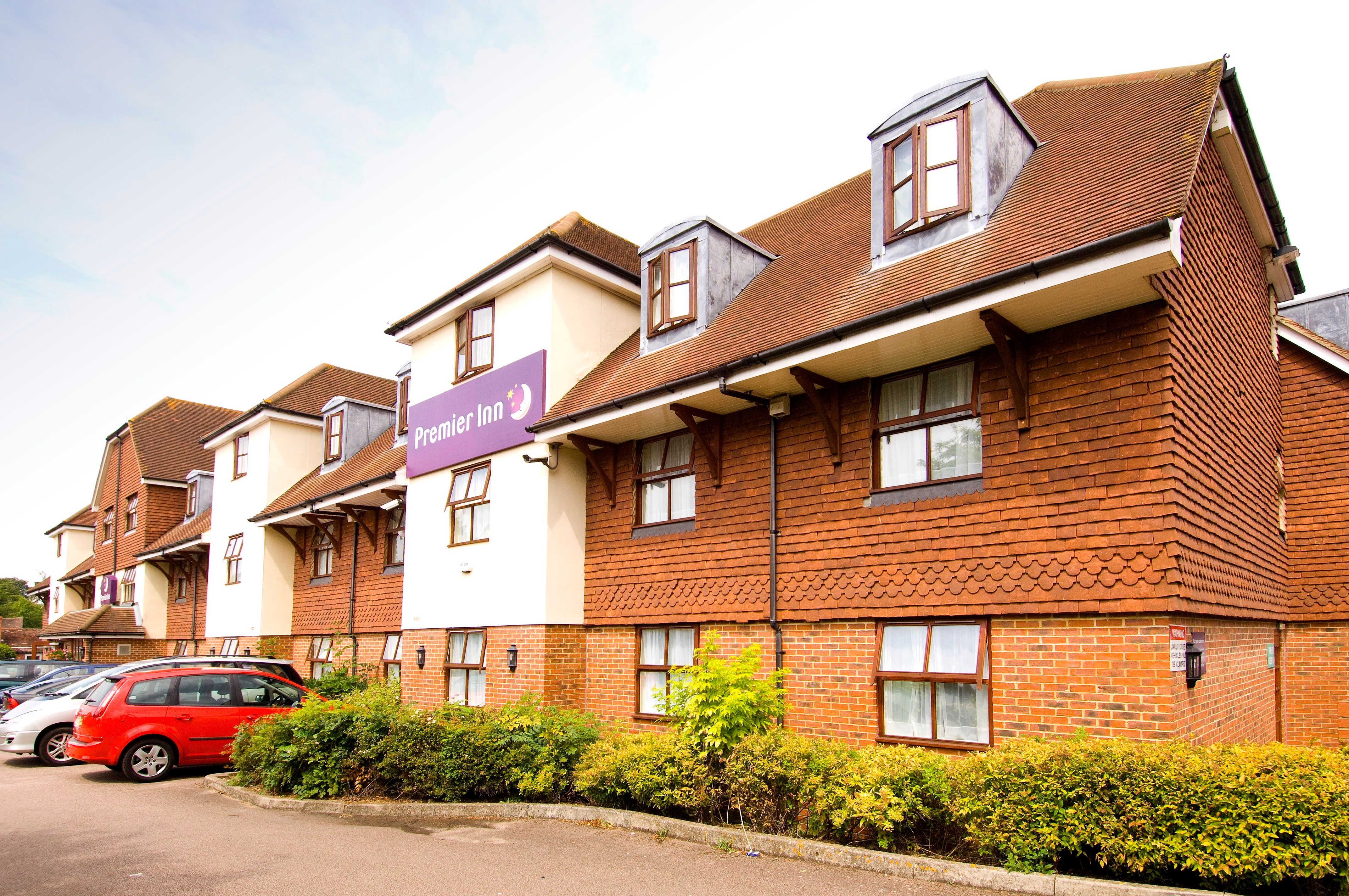 Premier Inn London Gatwick Airport South First Class Crawley