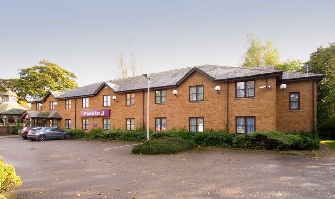 Premier Inn Liverpool Rainhill Exterior