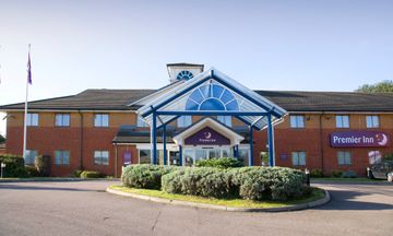 Premier Inn Luton South (M1, J9)