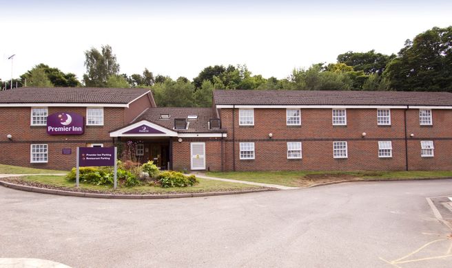 Premier Inn Sevenoaks / Maidstone Exterior