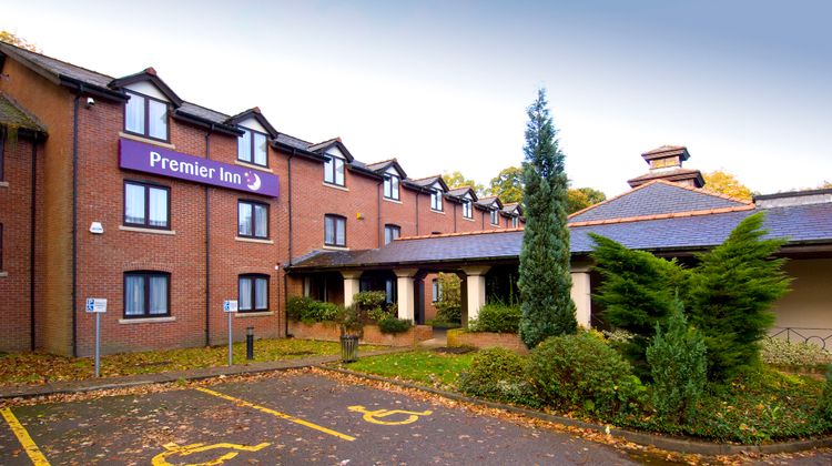 Premier Inn Manchester (Wilmslow) Exterior