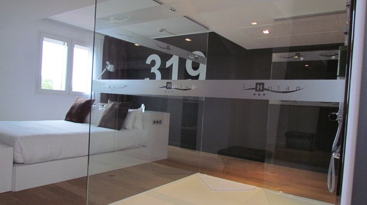 Hotel L'Hotan Room