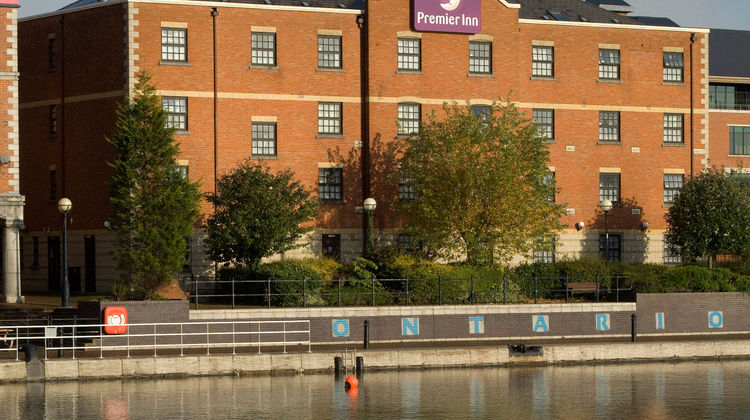 Premier Inn Manchester (MediaCityUK) Exterior
