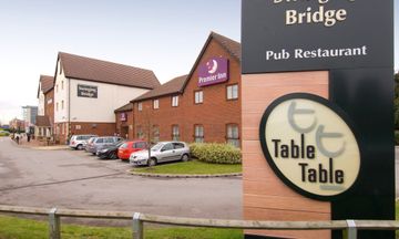 Premier Inn Manchester Trafford Centre N