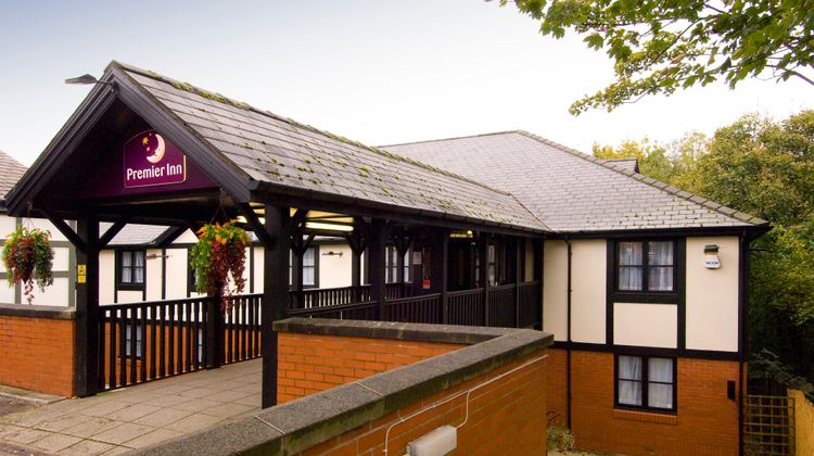 Premier Inn Manchester (Swinton) Exterior