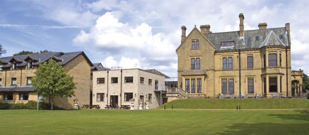 The Oaks Exterior