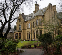 The Oaks Exterior